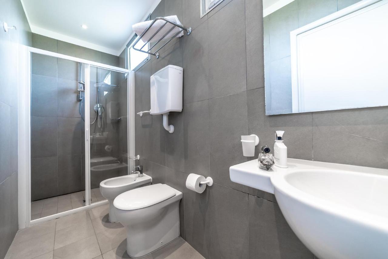 Hotel Columbia Bellaria-Igea Marina Dış mekan fotoğraf
